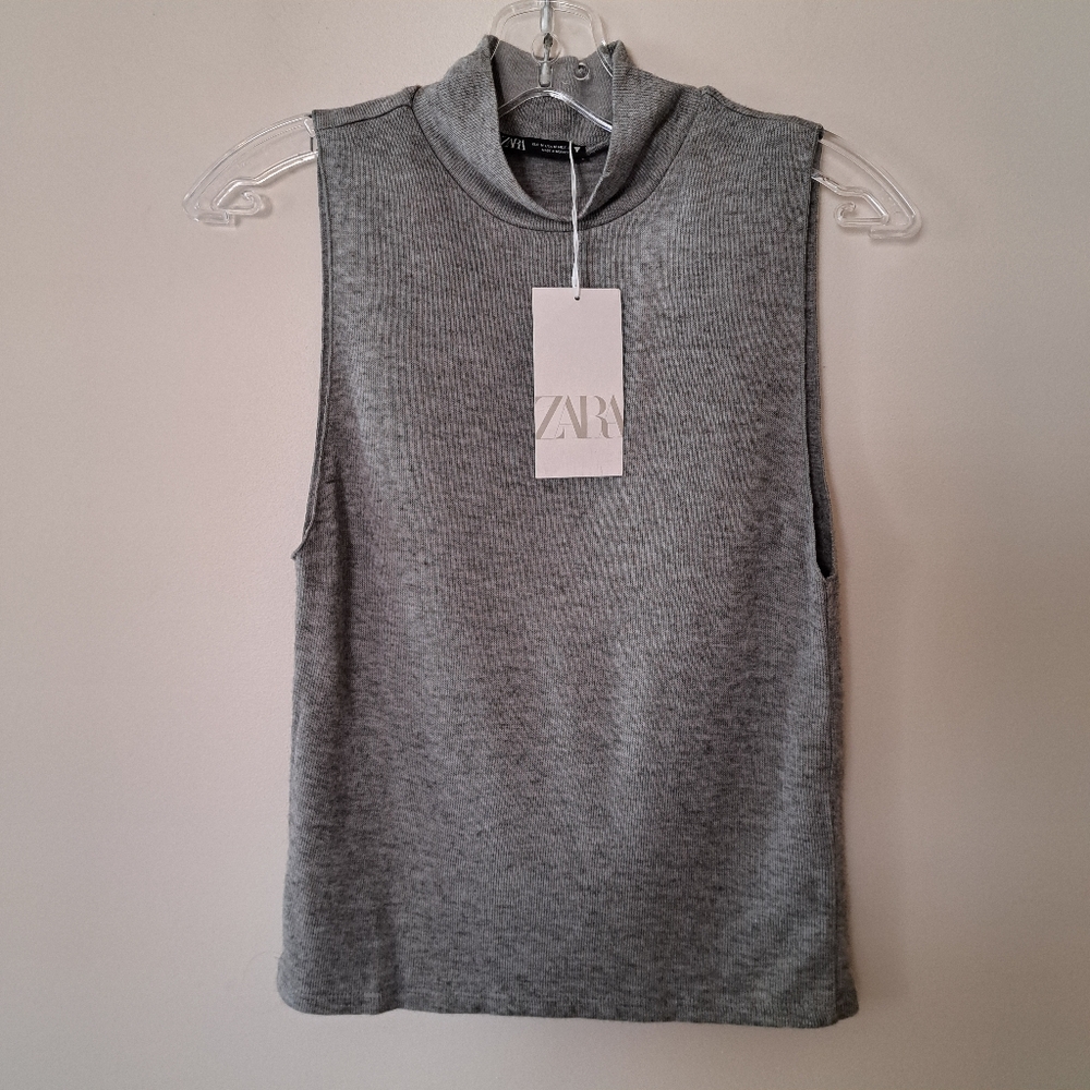 Zara Gray Ribbed Mandarin Collar Tank Top